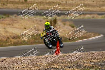 media/Apr-19-2025-AHRMA (Sat) [[3d98ca3309]]/Race/Group 1/Turn 4/